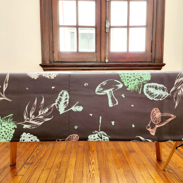 Mantel oscuro de 1,5 mt